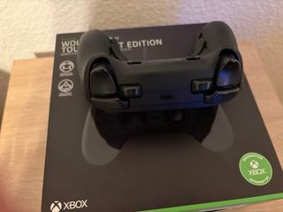 Mando Razer Wolverine V3 TE