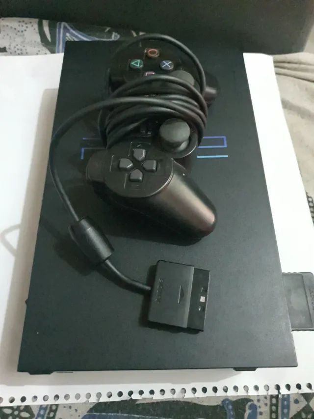 Consola PlayStation 2 Negra + Controle