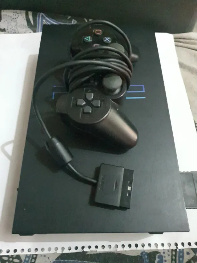 Consola PlayStation 2 Negra + Controle