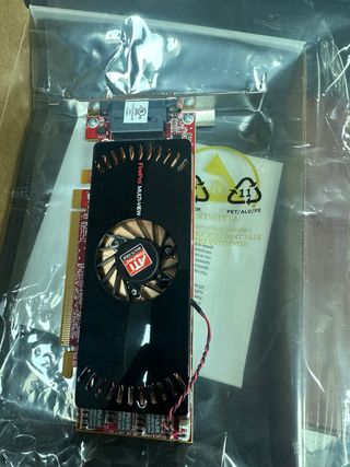 ATI FirePro 2450 Retail Box - Tarjeta #002280