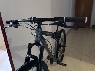 Bicicleta  una semana de usa es como nueva