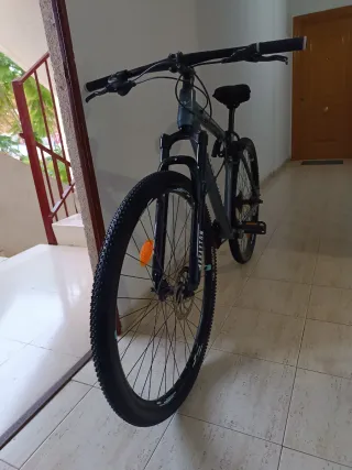 Bicicleta  una semana de usa es como nueva
