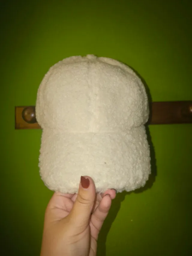 Gorra borreguito beige