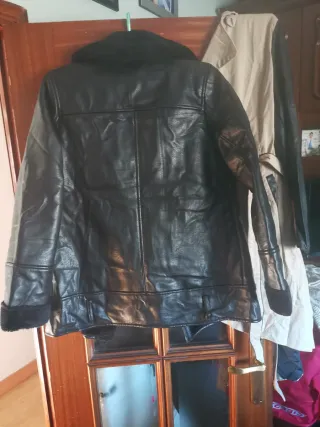 Cazadora Stradivarius Negra Talla M