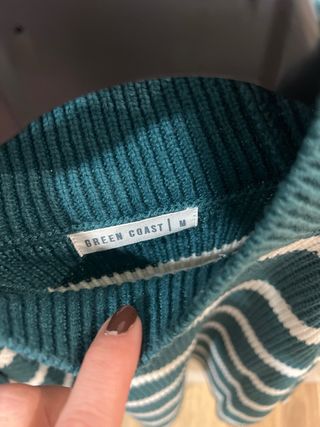 Jersey rayas hombros descubiertos verde y blanco