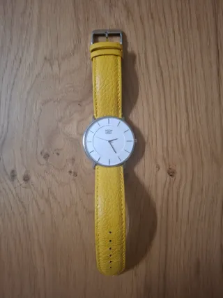 Reloj Davis Amarillo y Plateado