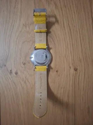 Reloj Davis Amarillo y Plateado