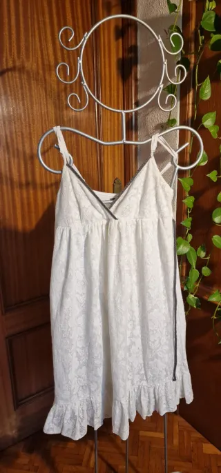 Vestido blanco calado verano
