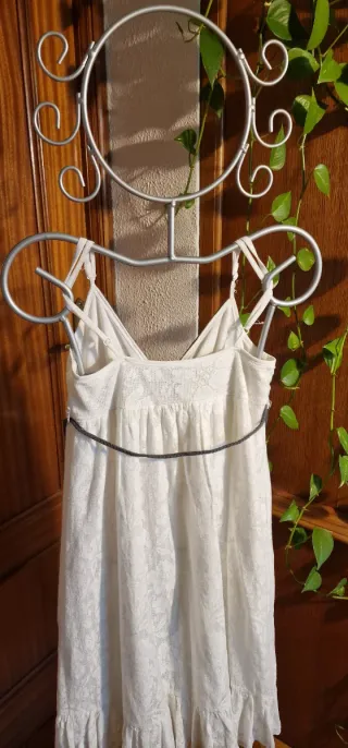 Vestido blanco calado verano