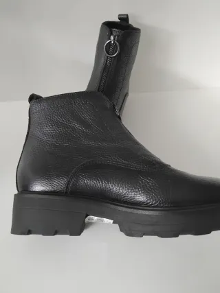 Botines de Piel Negros