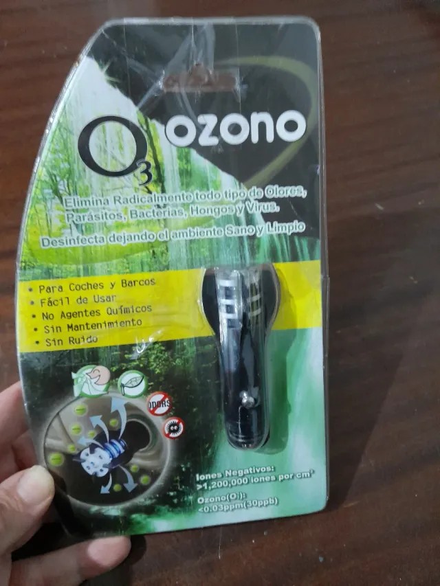 Purificatore d'aria per auto a ioni negativi