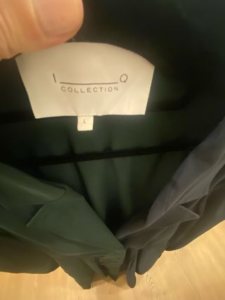 Gabardina bicolor azul y verde de IQ