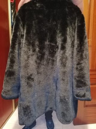 Abrigo de pelo sintético negro mujer