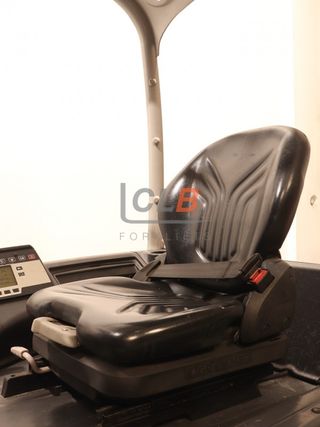 Ref. M-6481 Frontal Eléctrica 3 ruedas STILL RX 20-20