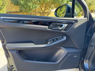 Porsche Macan S 2019