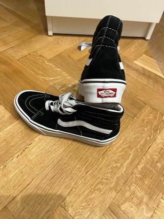 Zapatillas Vans Botas Negras Blancas