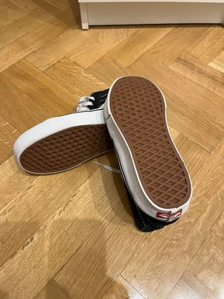 Zapatillas Vans Botas Negras Blancas