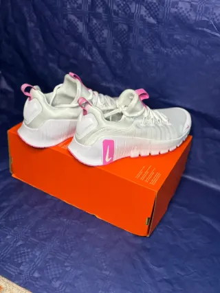 Nike Free Metcon 6 Donna Bianco Rosa