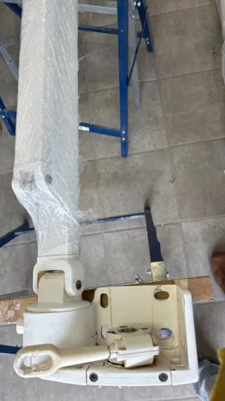 Tessuto per tende con bracci invisibili