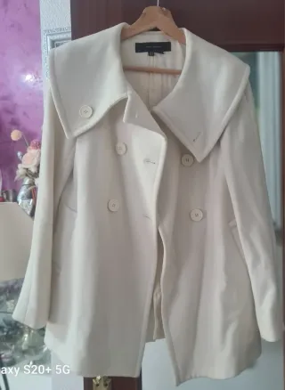 Cappotti al prezzo di 25 ciascuno