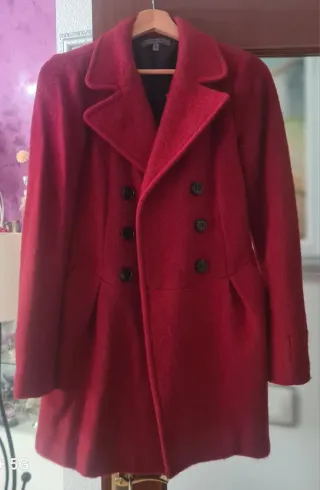 Cappotti al prezzo di 25 ciascuno