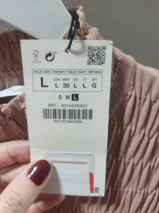 Vestido Zara T. L. Es el más grande de este modelo