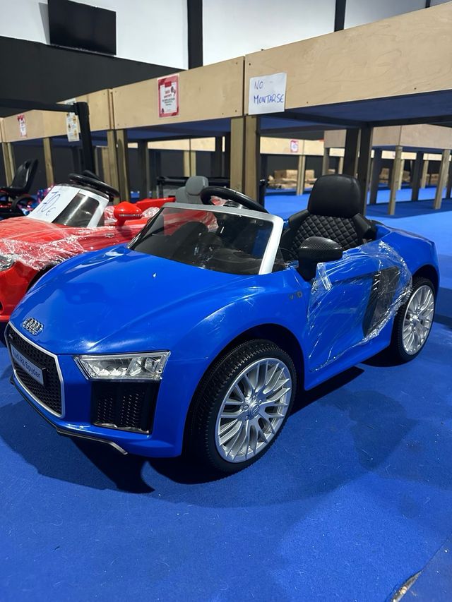 Coche eléctrico Audi R8 para niños