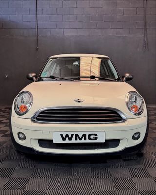MINI ONE 2010
