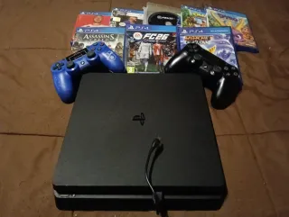 PS4 1TB Negra + 8 Juegos