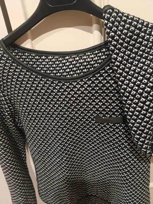 Jersey estampado blanco y negro mujer