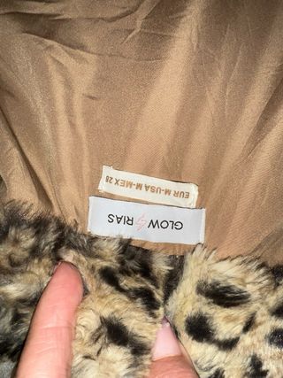 Abrigo pelo animal print Glowrias Talla M