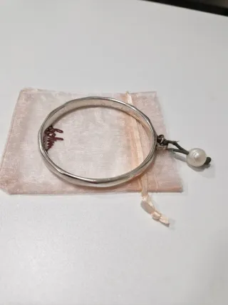 Pulsera plata con perla
