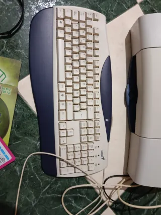 Lote Lexmark: Impresora, Teclado, Ratón, Micrófono