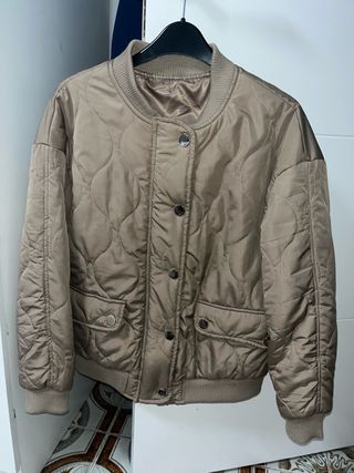 Chaqueta bomber acolchada