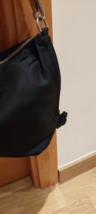 Bolso bandolera Bimba y Lola negro y plateado