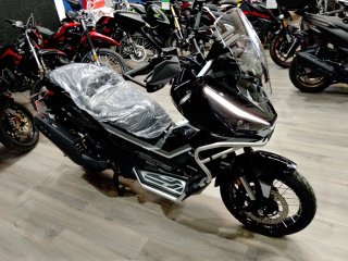 Zontes 368G ¡ULTIMAS UNIDADES COLOR NEGRO!