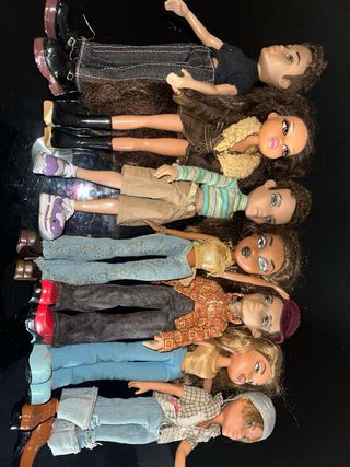 Lote di 7 bambole Bratz