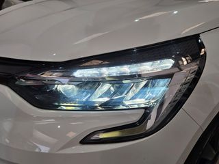 Renault Clio con muy pocos kilómetros.