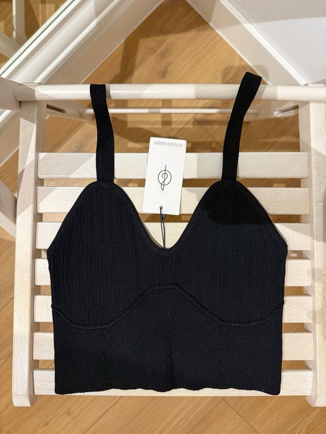 Top negro tirantes Stradivarius