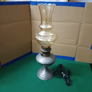 Lampada stile a olio vintage in metallo e vetro