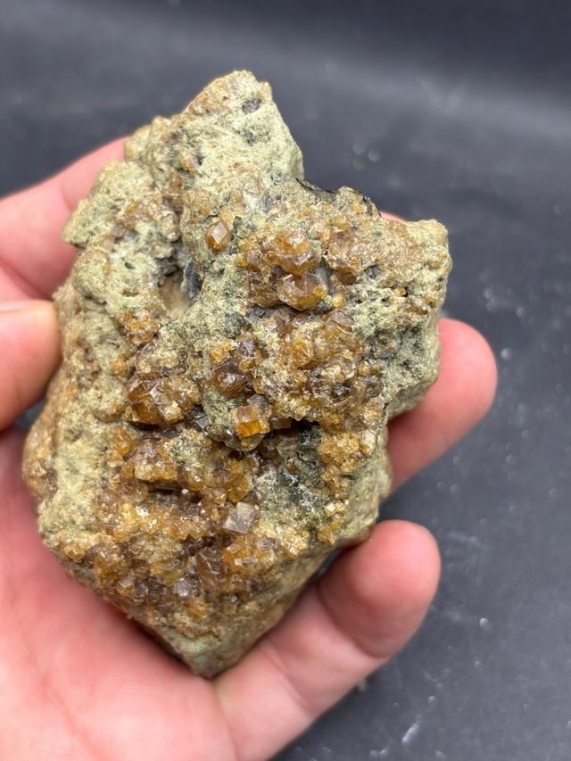 Minerali Grossularia e Vesuvianite - Pitigliano