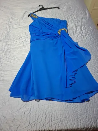 Vestido estilo griego azul, con un dolor brazo. Di