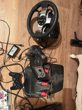 Consola PS3 + Volante y Juegos