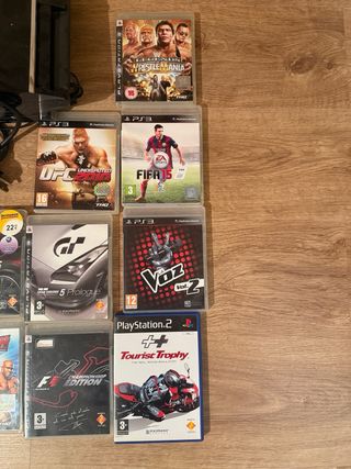 Consola PS3 + Volante y Juegos