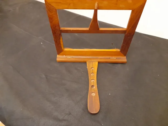 Atril da tavolo in legno per spartiti