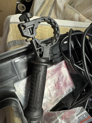 Taladro Percutor BLACK+DECKER 710W + Maletín
