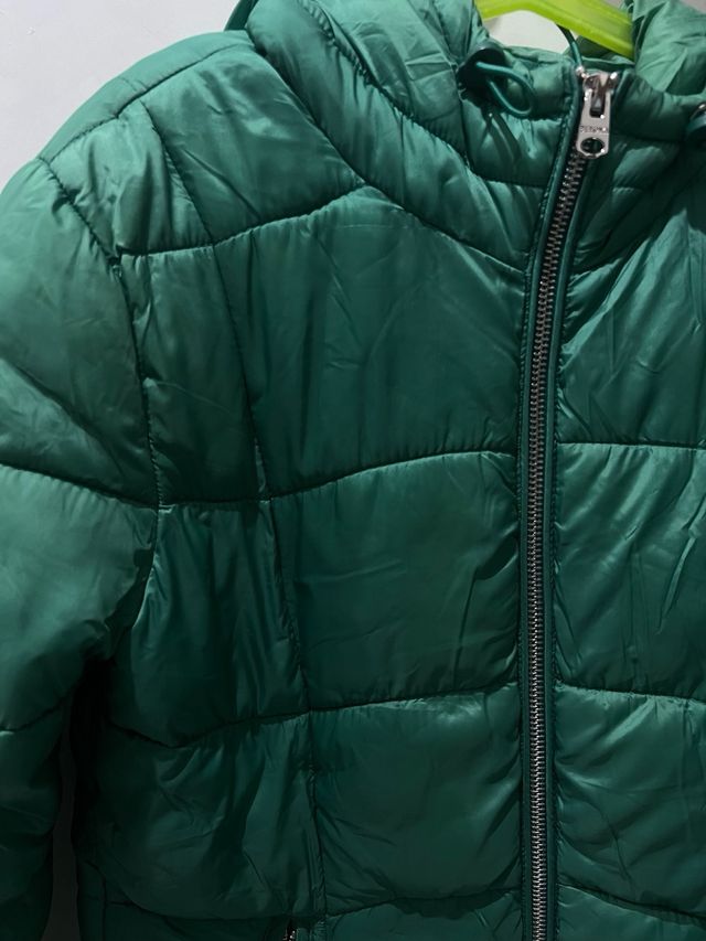 Chaqueta verde Bershka Talla XS
