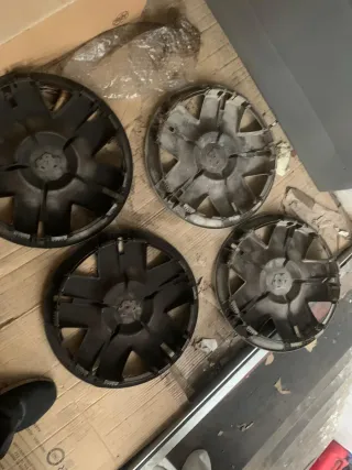 Tapacubos Renault (4 uds) Clio Megane Scenic