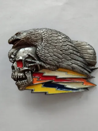 Hebilla cinturón metal águila calavera casi regalo