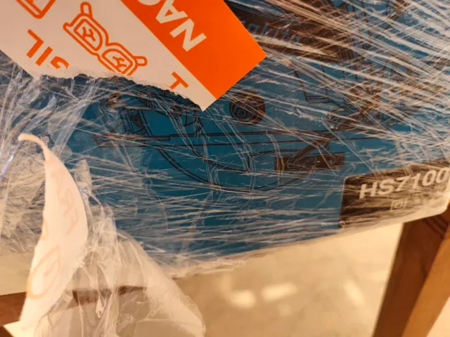 Sierra circular Makita HS7100 190mm